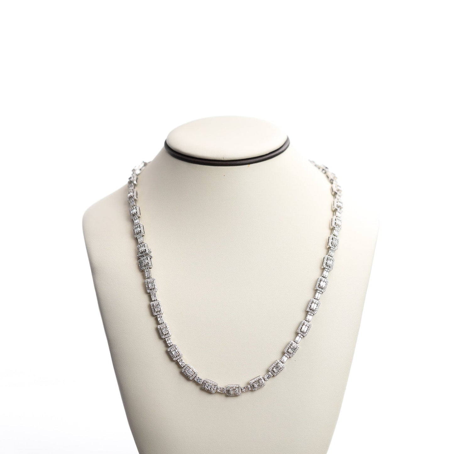 10K GOLD BAGUETTE TENNIS CHAIN